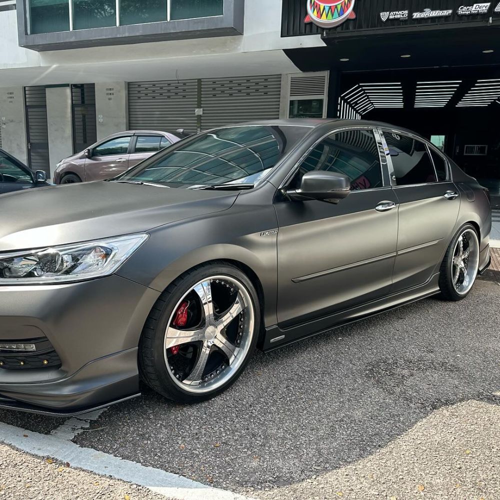 サテン メタリック HM01 Dark Grey Silk ダークグレイシルク カーラッピングフィルム