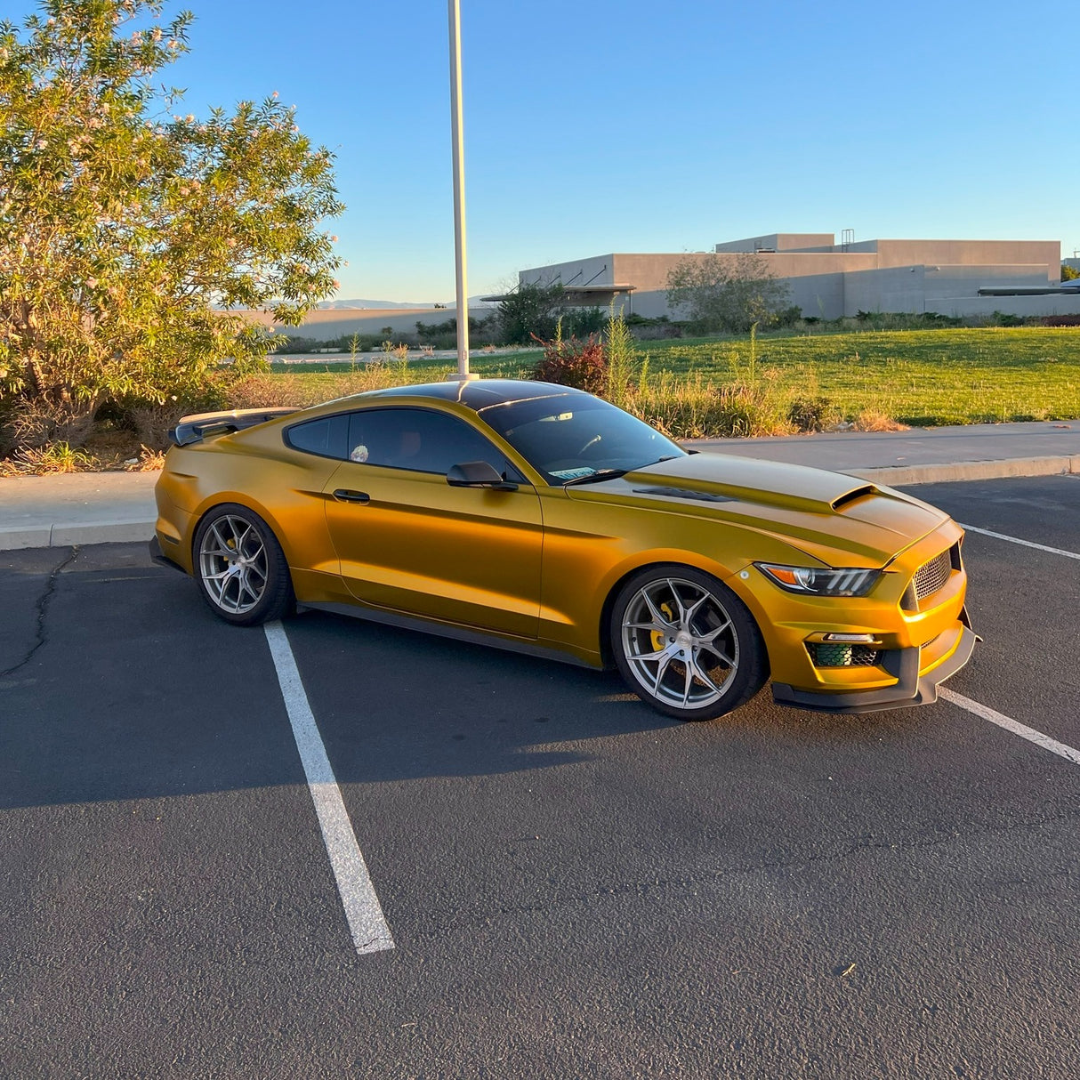 サテン クローム VCH408-S Golden Yellow ゴールデンイエロー カーラッピングフィルム