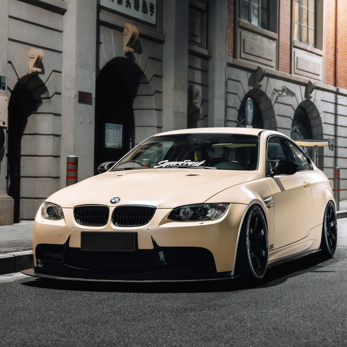 アーモンドホワイト Almond White (CPX303) グロス カラー PPF｜カー ペイント プロテクション フィルム